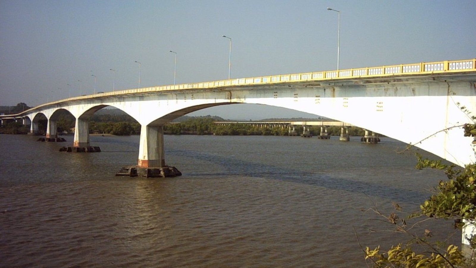 Zuari Bridge